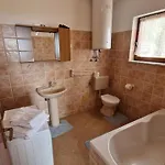 Lina Casa de hóspedes