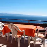 Lina Casa de hóspedes Ičići