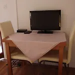丽娜别墅酒店 Ičići