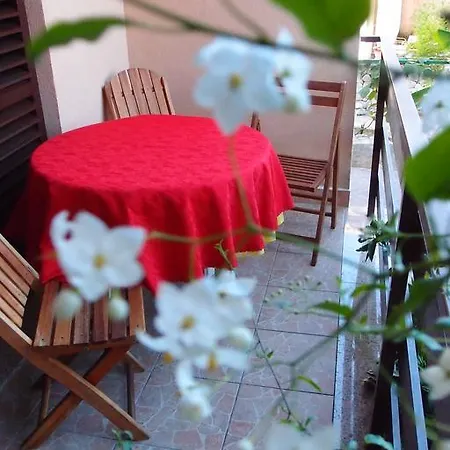 Lina Гостевой дом Ичичи