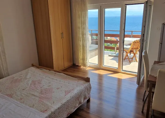 Lina 3* Ičići