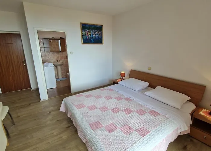 Lina 3* Ičići