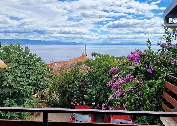 Lina Maison d'hôtes Ičići